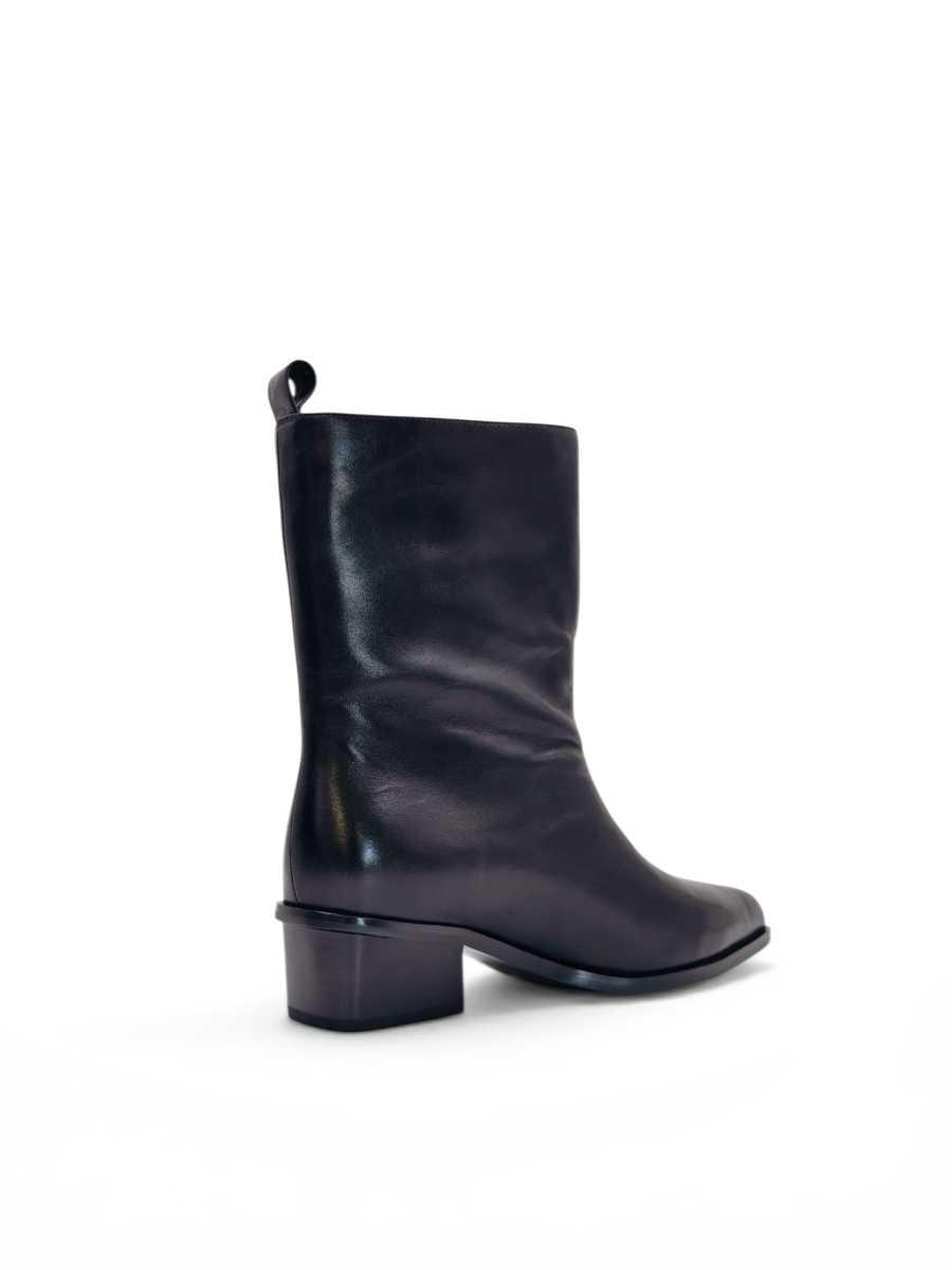 Ботинки демисезонные из натуральной кожи GRANDERA, цвет: Черный  купить онлайн