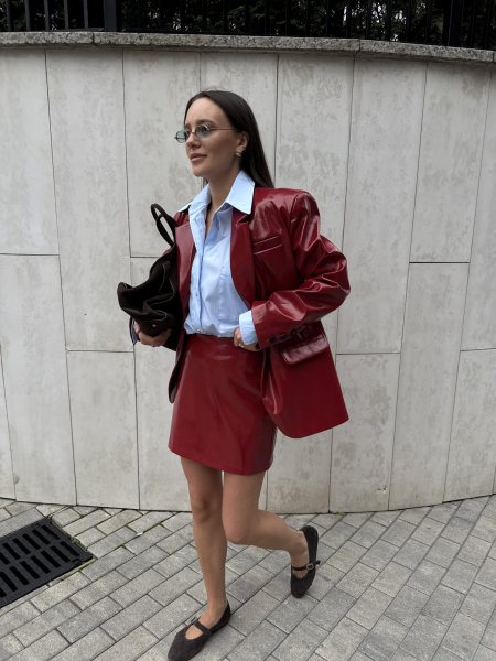 Жакет из эко-кожи однобортный лаковый VELVET, цвет: бордо, 00-00005148 купить онлайн Жакет из эко-кожи однобортный лаковый VELVET, цвет: бордо, 00-00005148 купить онлайн