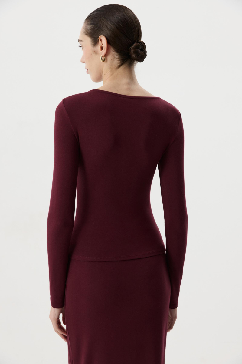 Лонгслив с декоративным элементом Charmstore, цвет: Бордовый, 205-50665-451 купить онлайн