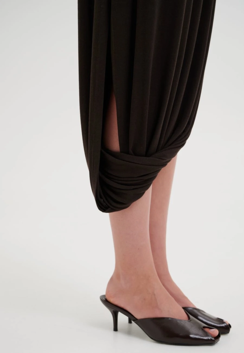 Платье с воротником-стойкой CHUBA, цвет: коричневый,  купить онлайн