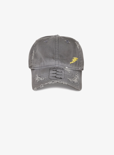 Кепка с логотипом