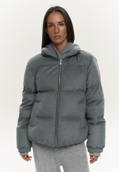 Пуховик "Люси" Manera Odevatca, цвет: серый, LWS-09-03-09 купить онлайн Пуховик "Люси" Manera Odevatca, цвет: серый, LWS-09-03-09 купить онлайн