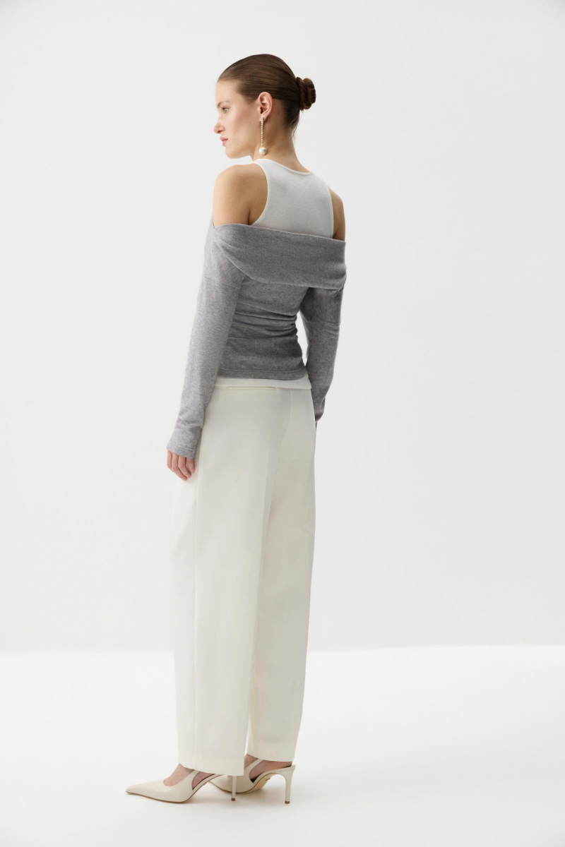 Лонгслив со спущенным плечом из мягкого трикотажа Charmstore, цвет: серый, 205-520107-889 купить онлайн