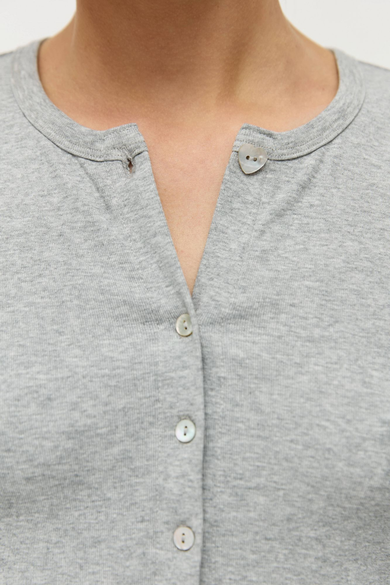 Лонгслив на пуговицах AROUND, цвет: серый, 219_117CE02 купить онлайн