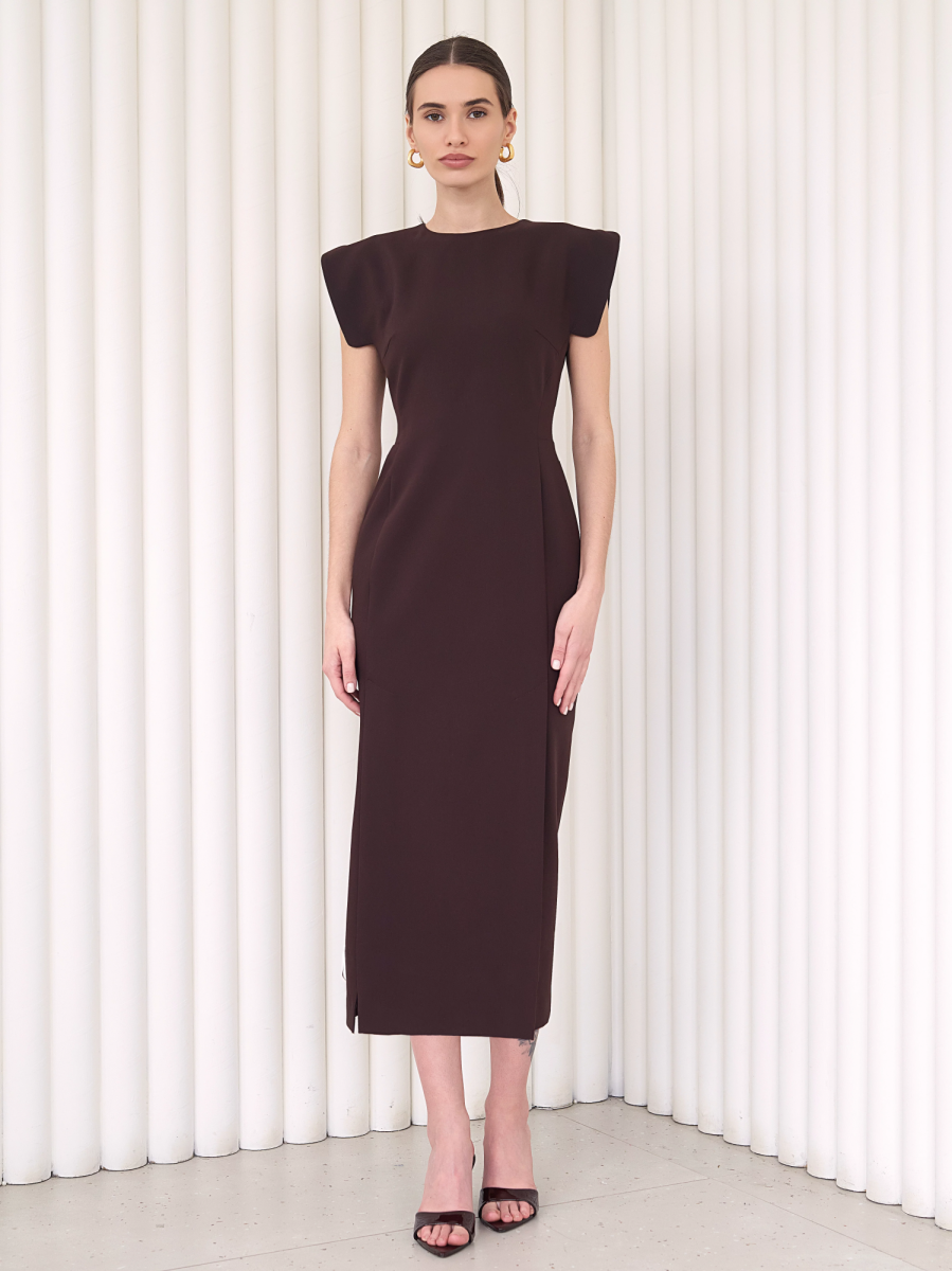 Платье с рельефами и крыльями