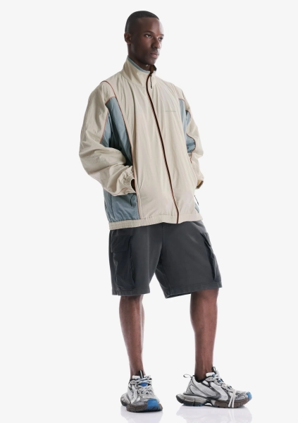 Трековая куртка KRAKATAU, цвет: Светло-бежевый, Nm76-816 купить онлайн