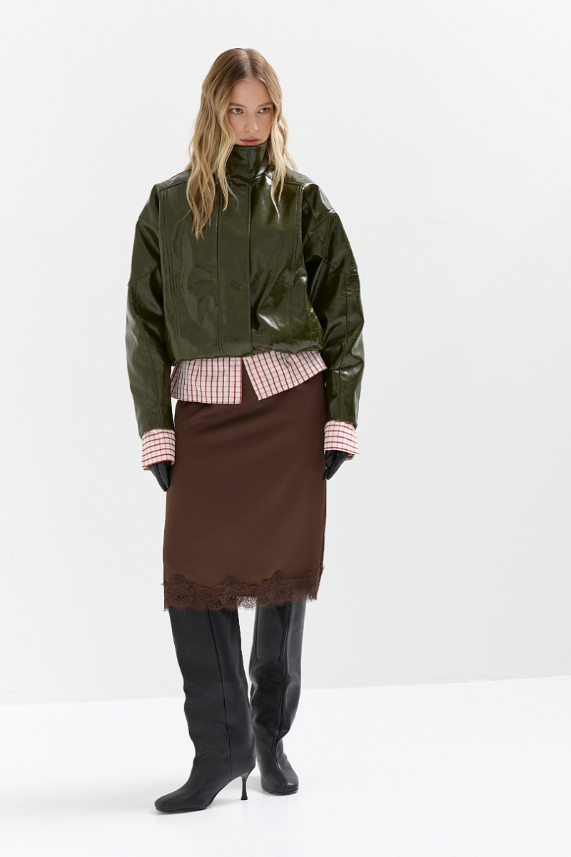 Бомбер из лакированной экокожи утепленный Ricoco, цвет: хаки, 6070/2 купить онлайн