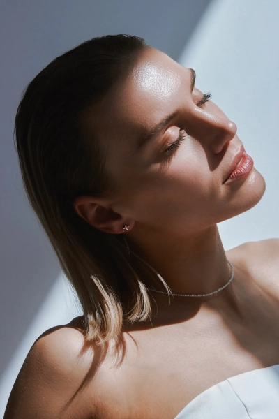 Серебряные серьги-пусеты «Вышивка» SBLESKOM, цвет: розовый, 31845 купить онлайн