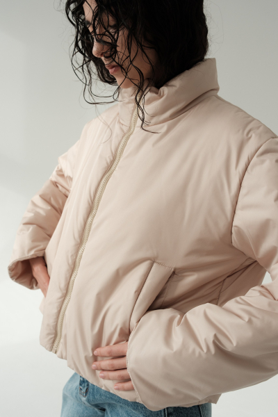 Укороченная куртка НИ ИМЕНИ, НИ ПОХОЖИХ, цвет: бежевый, 00-00000191 купить онлайн