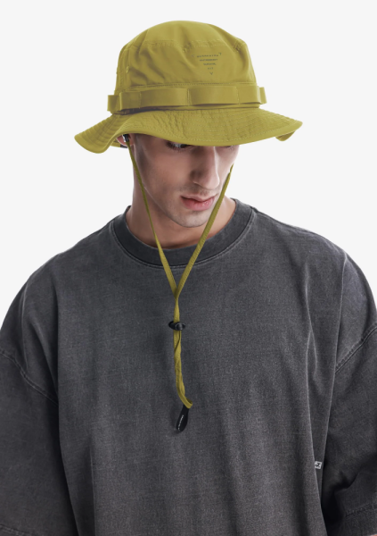 Панама с широкими полями