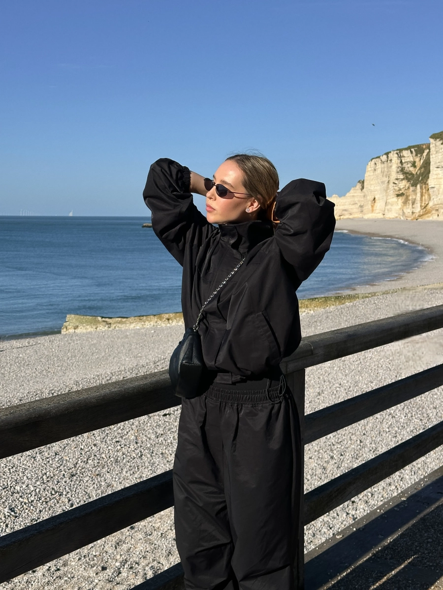 Олимпийка "Ностальгия" MIARTLAND, цвет: Черный, НФ-00000885 купить онлайн