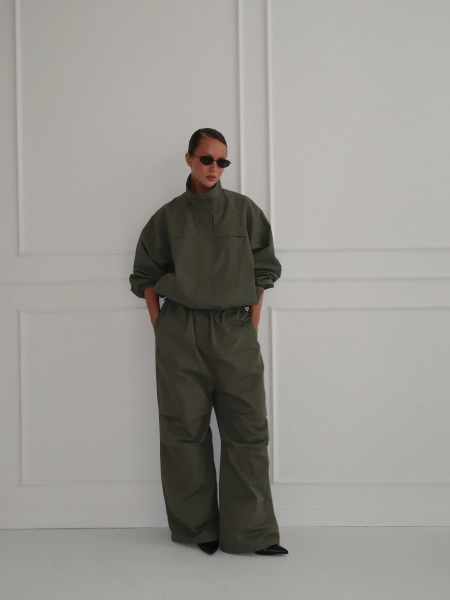 Олимпийка "Ностальгия" MIARTLAND, цвет: оливковый, НФ-00000885 купить онлайн