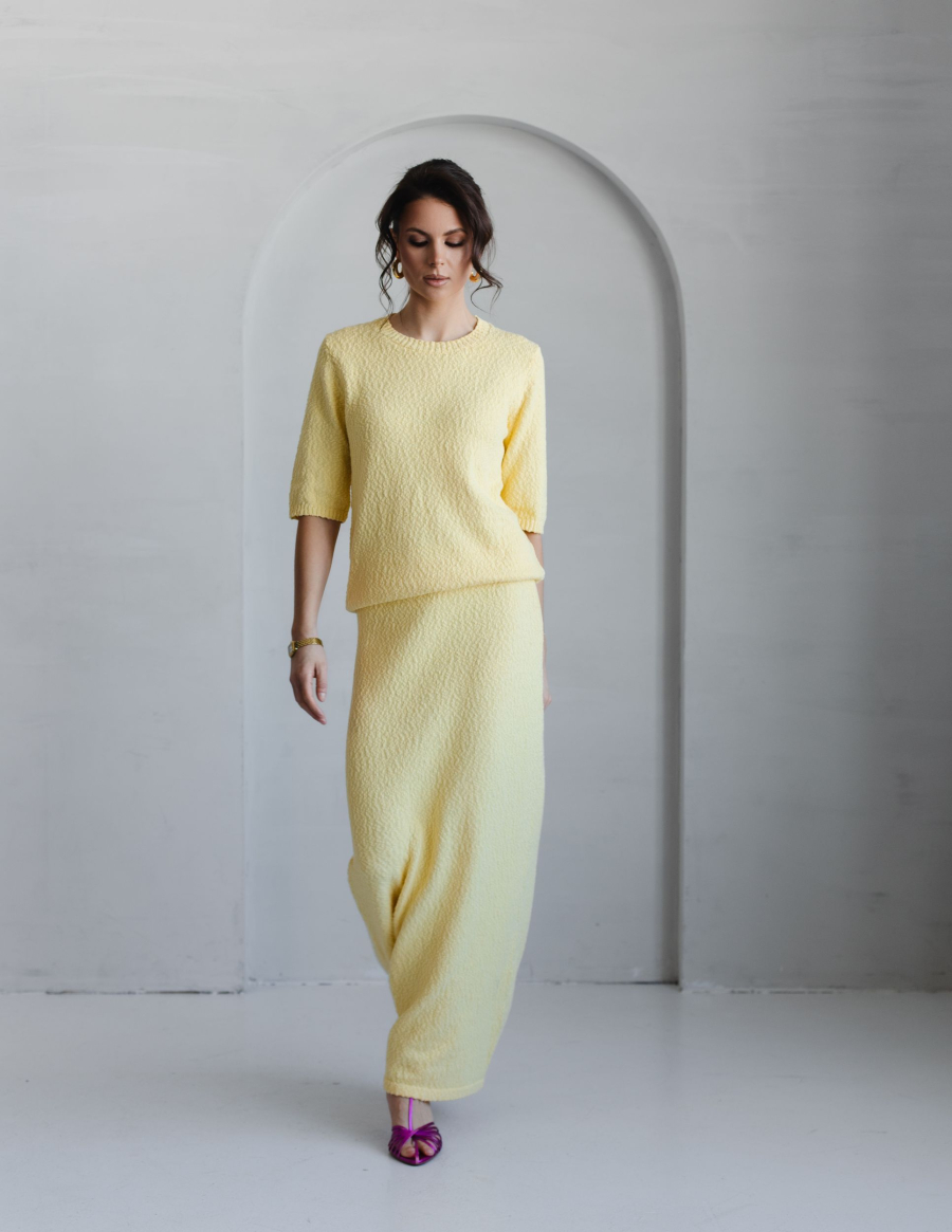 Костюм из фактурного хлопка джемпер и юбка VLVT, цвет: Желтый, 00-00005306 купить онлайн