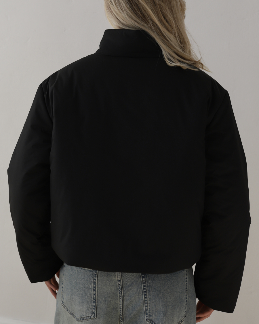 Укороченная куртка НИ ИМЕНИ, НИ ПОХОЖИХ, цвет: Черный, 00-00000161 купить онлайн