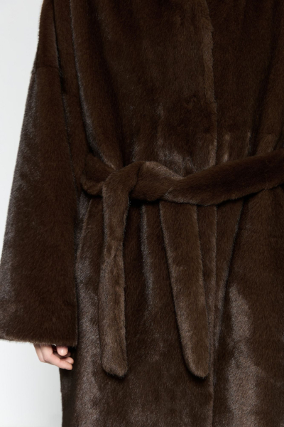 Пальто меховое AROUND, цвет: коричневый, 210_71P01 купить онлайн Пальто меховое AROUND, цвет: коричневый, 210_71P01 купить онлайн