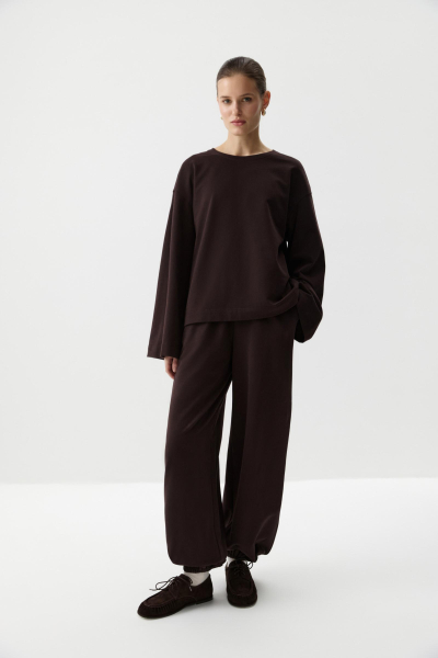 Джоггеры с карманами Charmstore, цвет: коричневый, 201-52258-551 купить онлайн