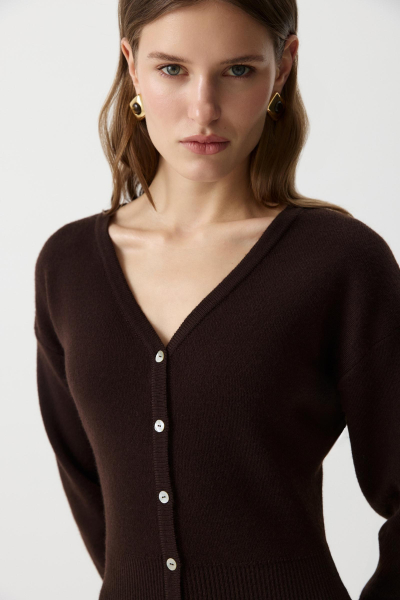 Платье приталенного силуэта с пуговицами Charmstore, цвет: коричневый, 306-51898-551 купить онлайн