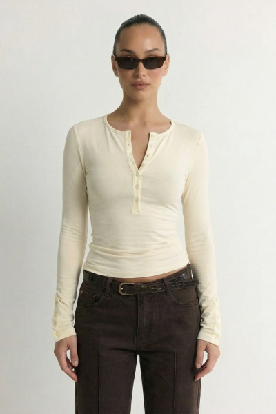 Лонгслив с рукавами на кнопках TOPTOP, цвет: Желтый, TT.025.17747.200 купить онлайн