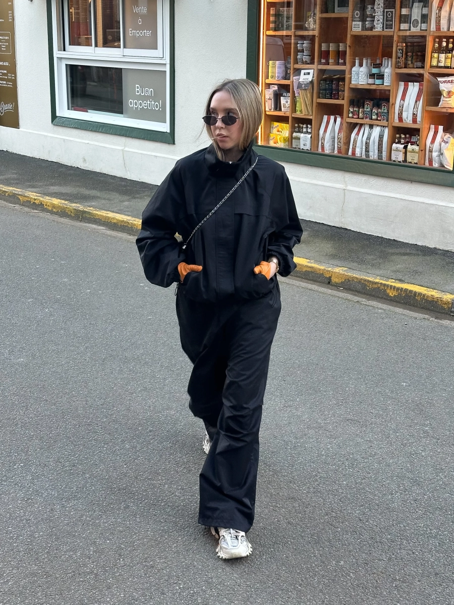 Олимпийка "Ностальгия" MIARTLAND, цвет: Черный, НФ-00000885 купить онлайн