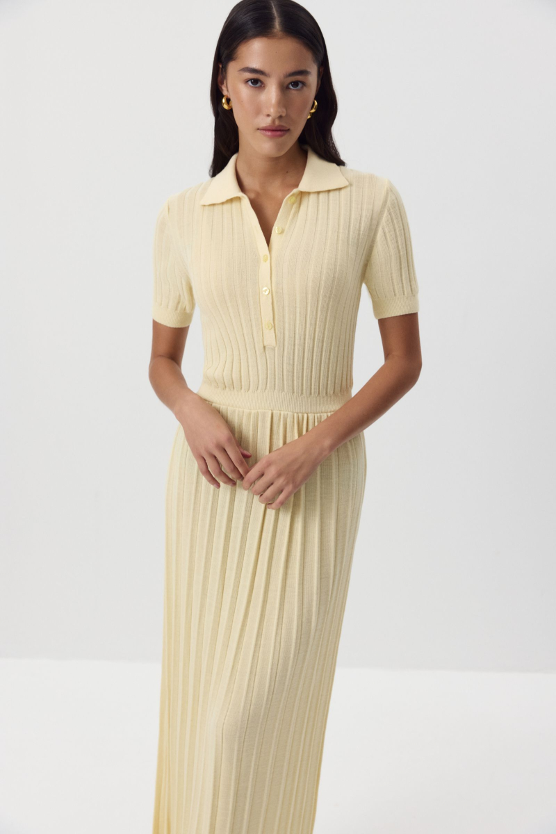 Платье-поло с шерстью Charmstore, цвет: белый, 306-40498-113 купить онлайн