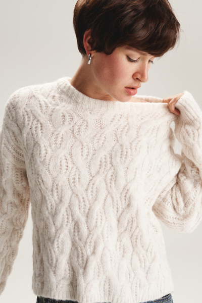 Джемпер прямой с косичками SAGAS, цвет: белый, 3200200 купить онлайн Джемпер прямой с косичками SAGAS, цвет: белый, 3200200 купить онлайн