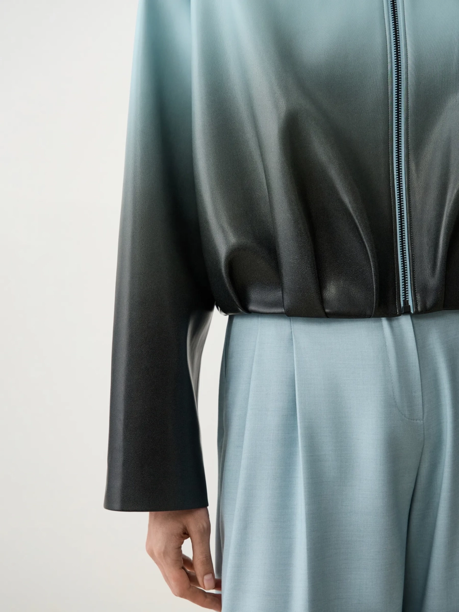 Бомбер из мягкой премиальной экокожи ANNA PEKUN, цвет: голубой, 13.2548.610 купить онлайн