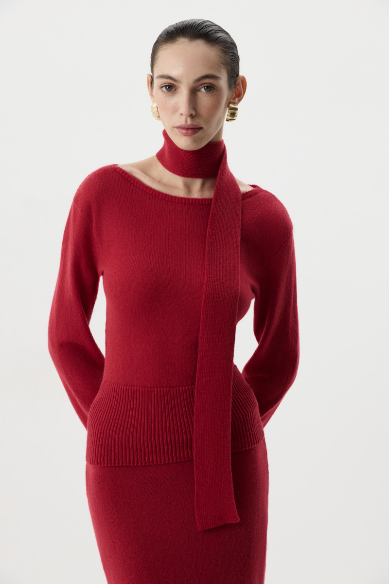 Лонгслив с шарфом Charmstore, цвет: Бордовый, 313-51585-451 купить онлайн