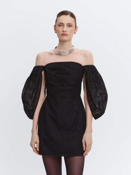 Платье из кружева