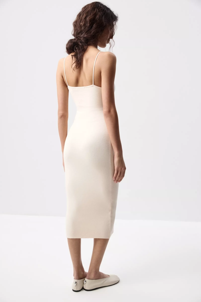 Платье-бандо миди Charmstore, цвет: ванильный, 306-544115-113 купить онлайн