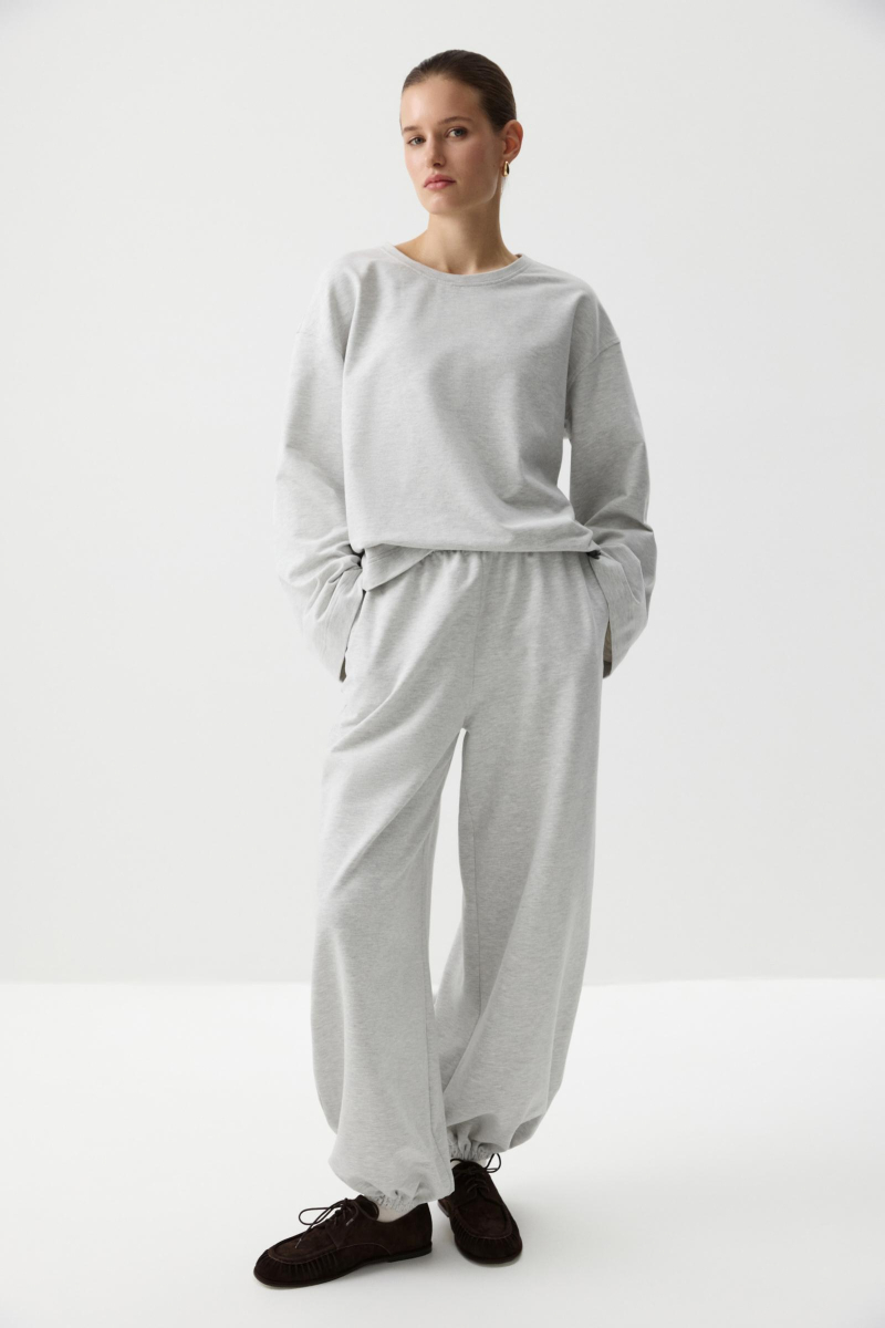 Джоггеры с карманами Charmstore, цвет: серый, 201-52258-889 купить онлайн