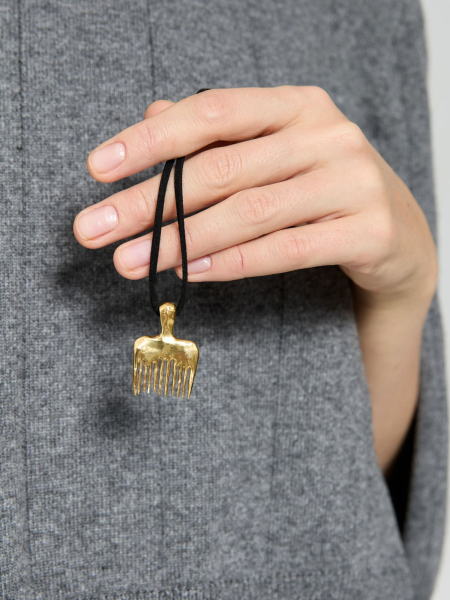 Подвеска «Чесало» Around x SHU SHA AROUND 910_003 купить онлайн