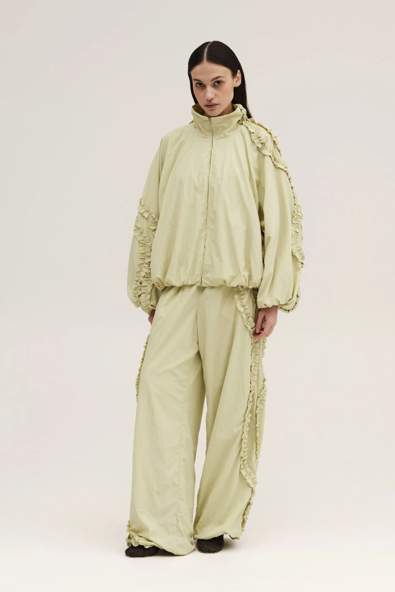 Брюки с поплывшими лампасами UNKE, цвет: зеленый, 2602T001N_G купить онлайн