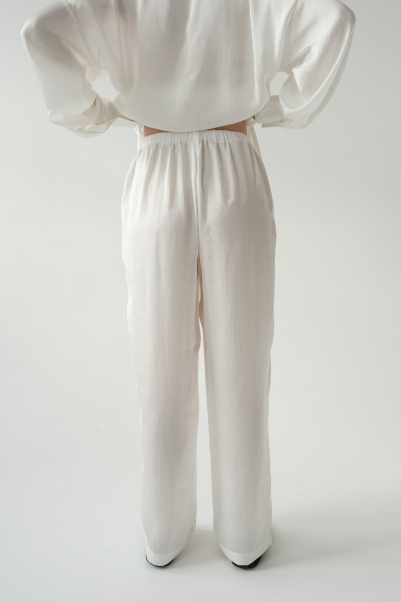 Костюм пижамного кроя НИ ИМЕНИ, НИ ПОХОЖИХ, цвет: белый, 00-00000043 купить онлайн