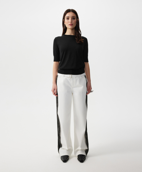 Джинсы-трубы с лампасами