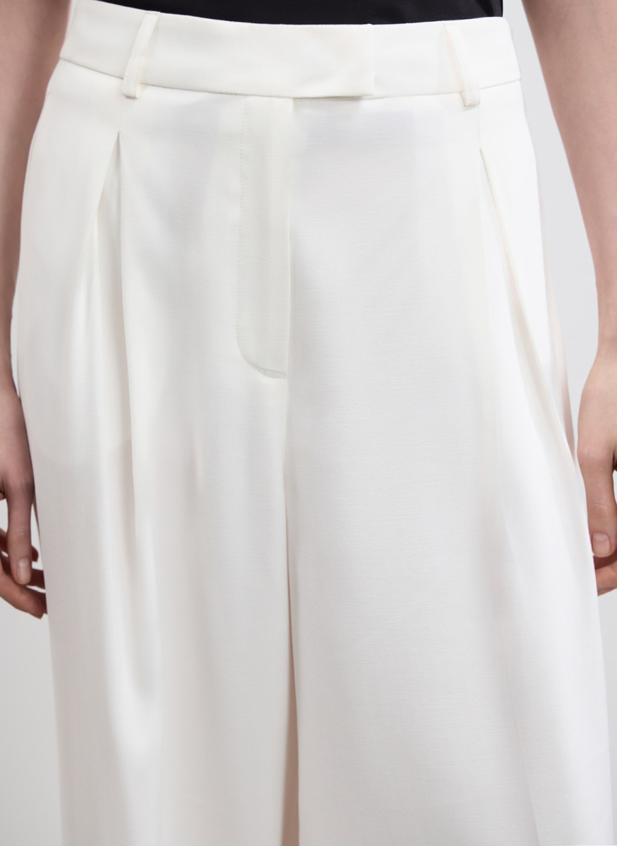 Брюки из струящейся ткани ALL WE NEED, цвет: белый,  купить онлайн