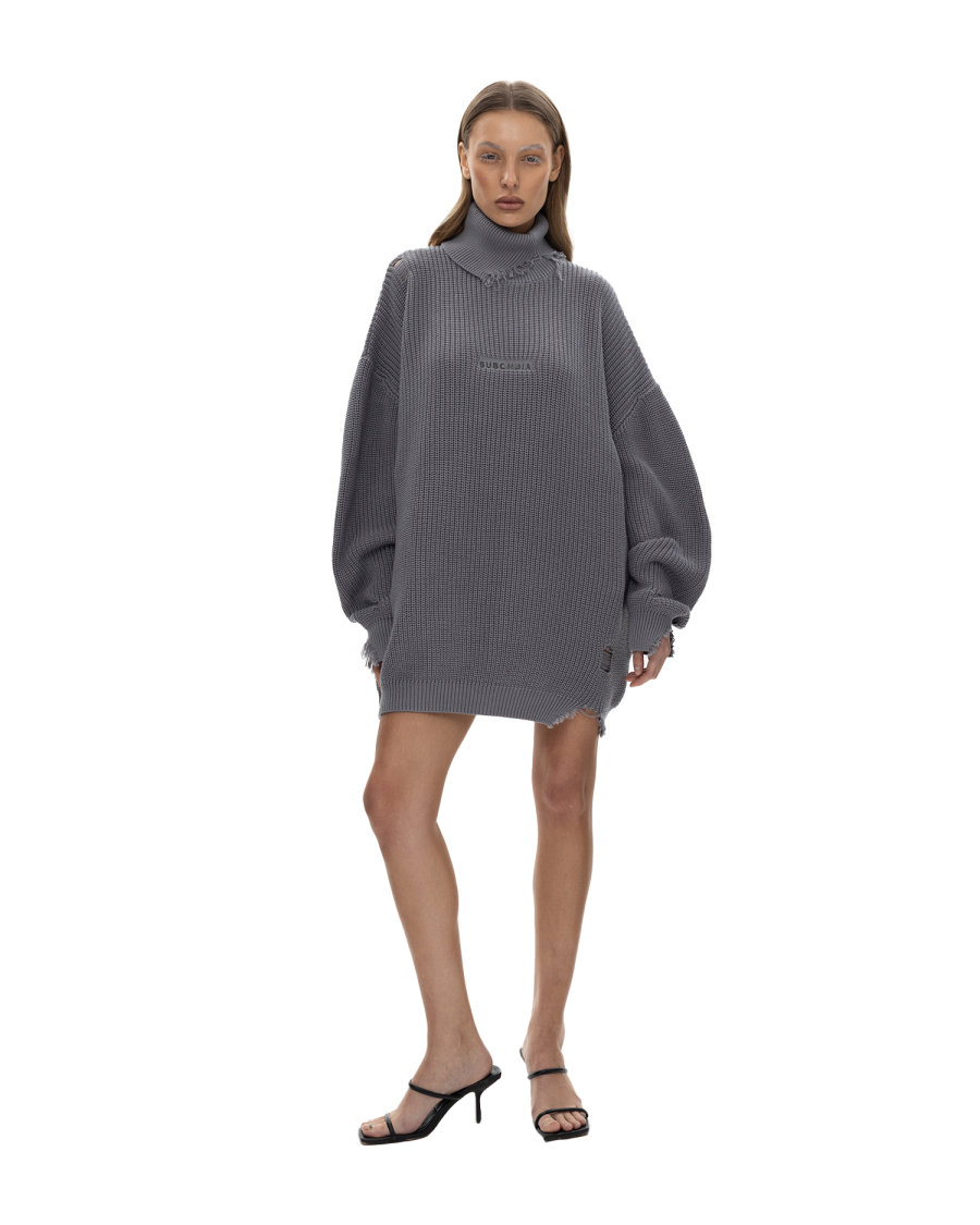 Свитер KNITTED с высоким воротом Свитер KNITTED с высоким воротом