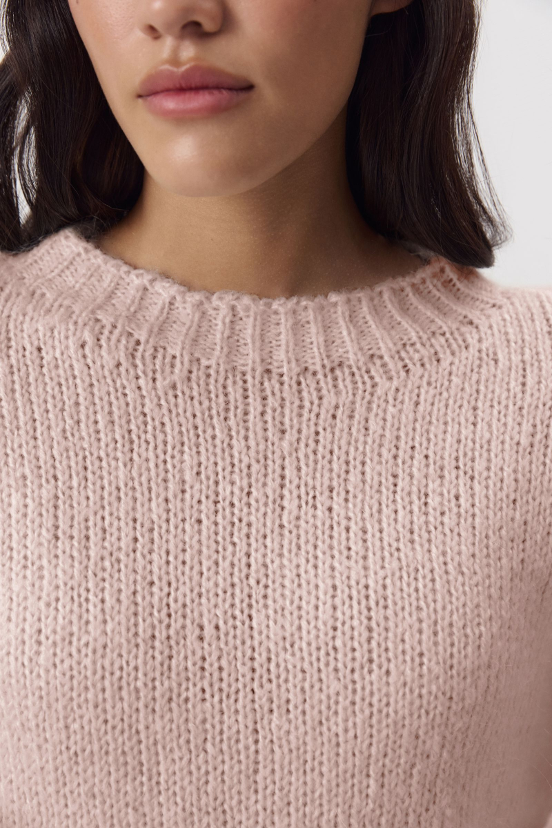 Джемпер из шерсти мериноса Charmstore, цвет: пудровый, 303-41898-227 купить онлайн Джемпер из шерсти мериноса Charmstore, цвет: пудровый, 303-41898-227 купить онлайн