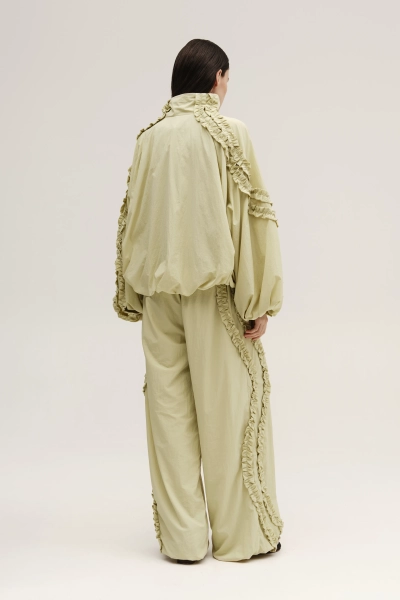 Брюки с поплывшими лампасами UNKE, цвет: зеленый, 2602T001N_G купить онлайн