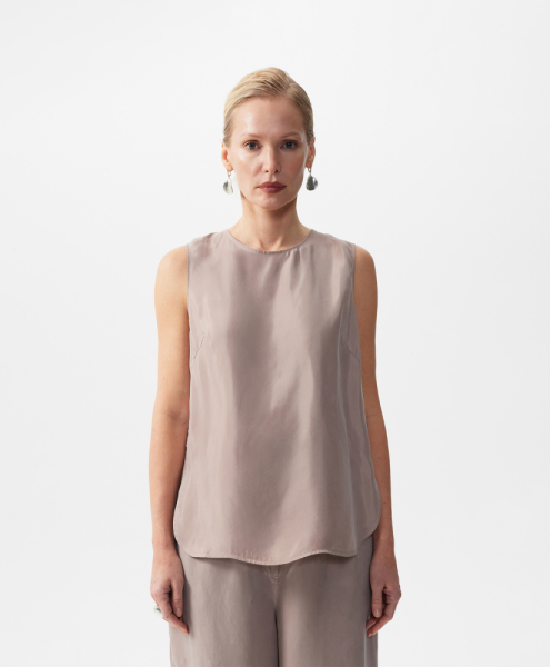 Топ прямой с заниженной линией спинки