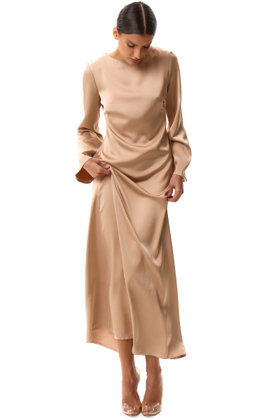 Платье приталенное макси SODAMODA, цвет: бежевый, 11999 купить онлайн