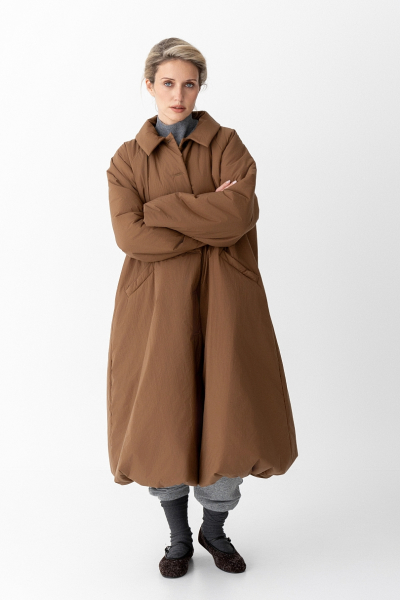 Тренч утепленный макси длины Ricoco, цвет: бежевый, 7048/1 купить онлайн