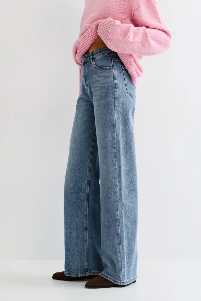 Джинсы прямые с потертостями Erist store, цвет: синий, НФ-00003247 купить онлайн