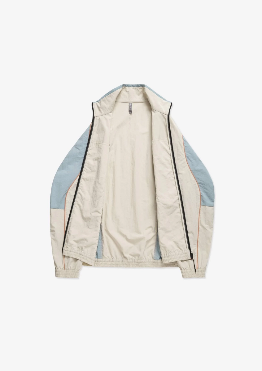 Трековая куртка KRAKATAU, цвет: Светло-бежевый, Nm76-816 купить онлайн