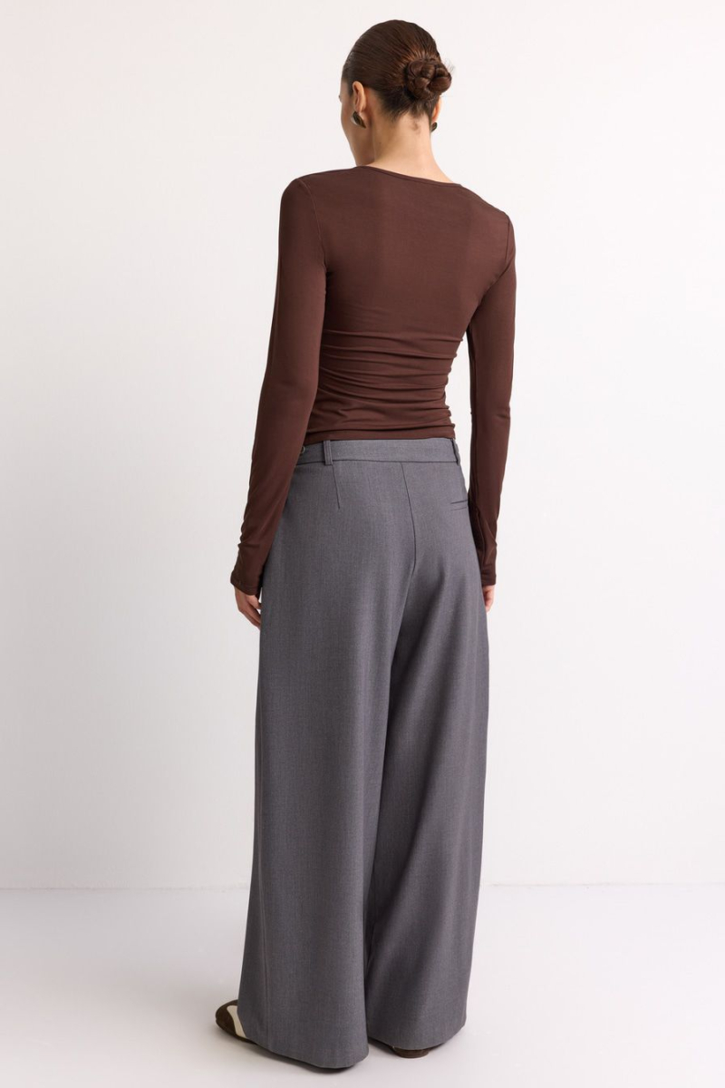 Брюки широкие с защипами TOPTOP, цвет: серый, TTS.032.18768.800 купить онлайн