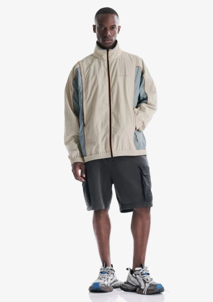 Трековая куртка KRAKATAU, цвет: Светло-бежевый, Nm76-816 купить онлайн