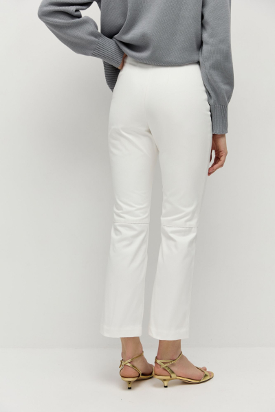 Брюки укороченные из итальянской джинсы AROUND, цвет: белый, 2814_37С01 купить онлайн