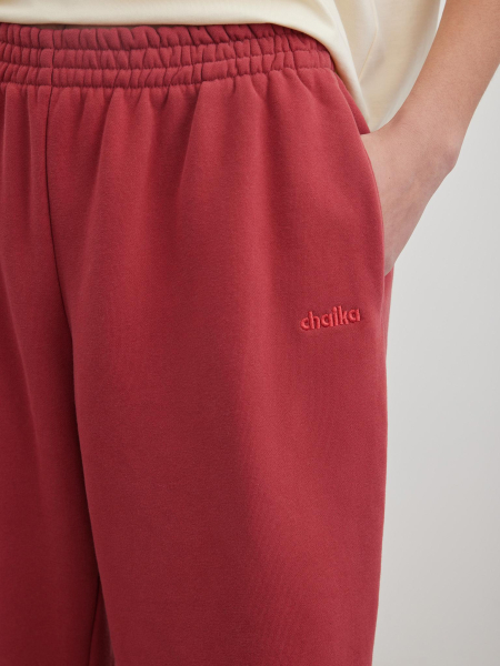 Утепленные джоггеры Chaika, цвет: красный, AW25PA07-44 купить онлайн