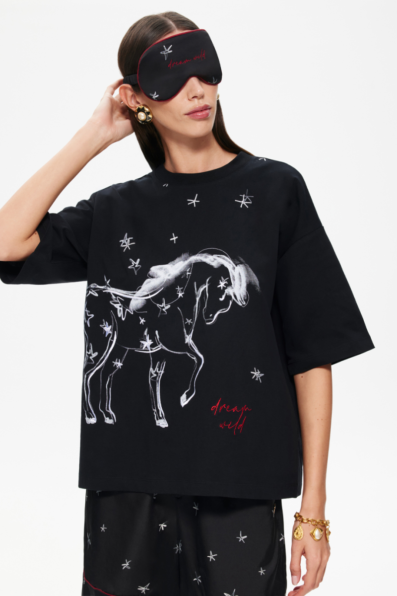 Маска с вышивкой DREAMS BY ALENA AKHMADULLINA, цвет: Черный 225102440204562/203000 купить онлайн