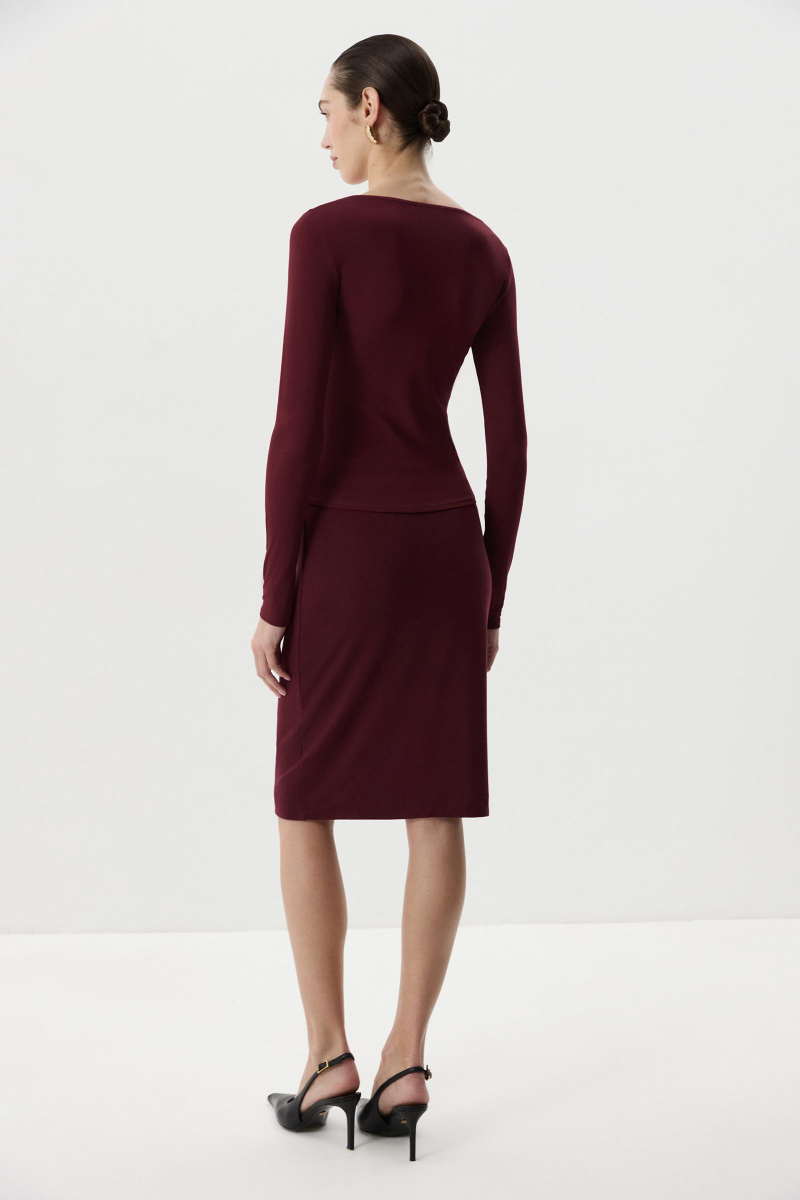 Лонгслив с декоративными пуговицами Charmstore, цвет: Бордовый, 205-51365-451 купить онлайн