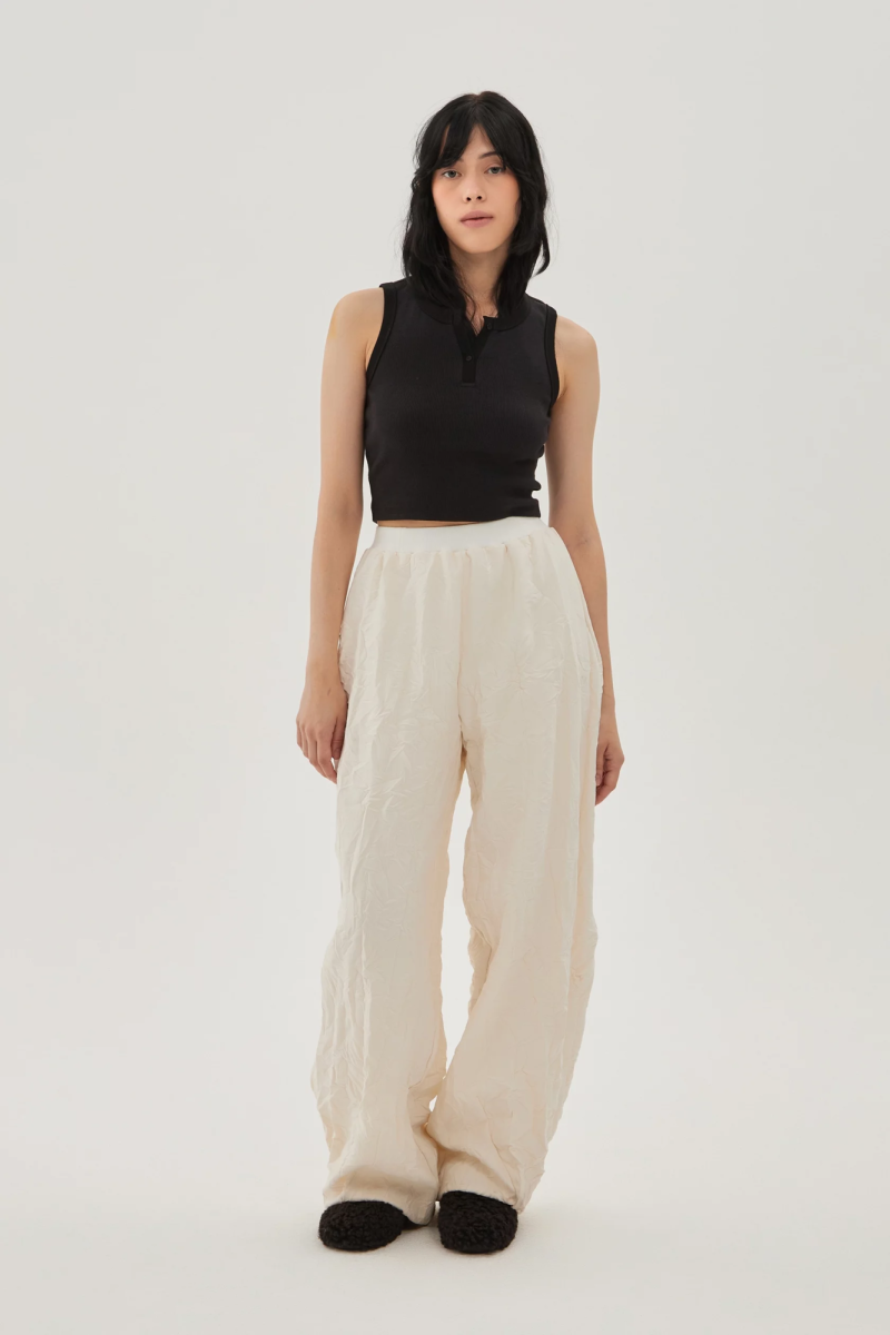 Брюки мятые